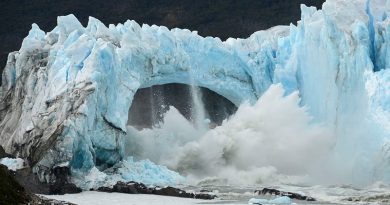 Spectacular Ice Bridge